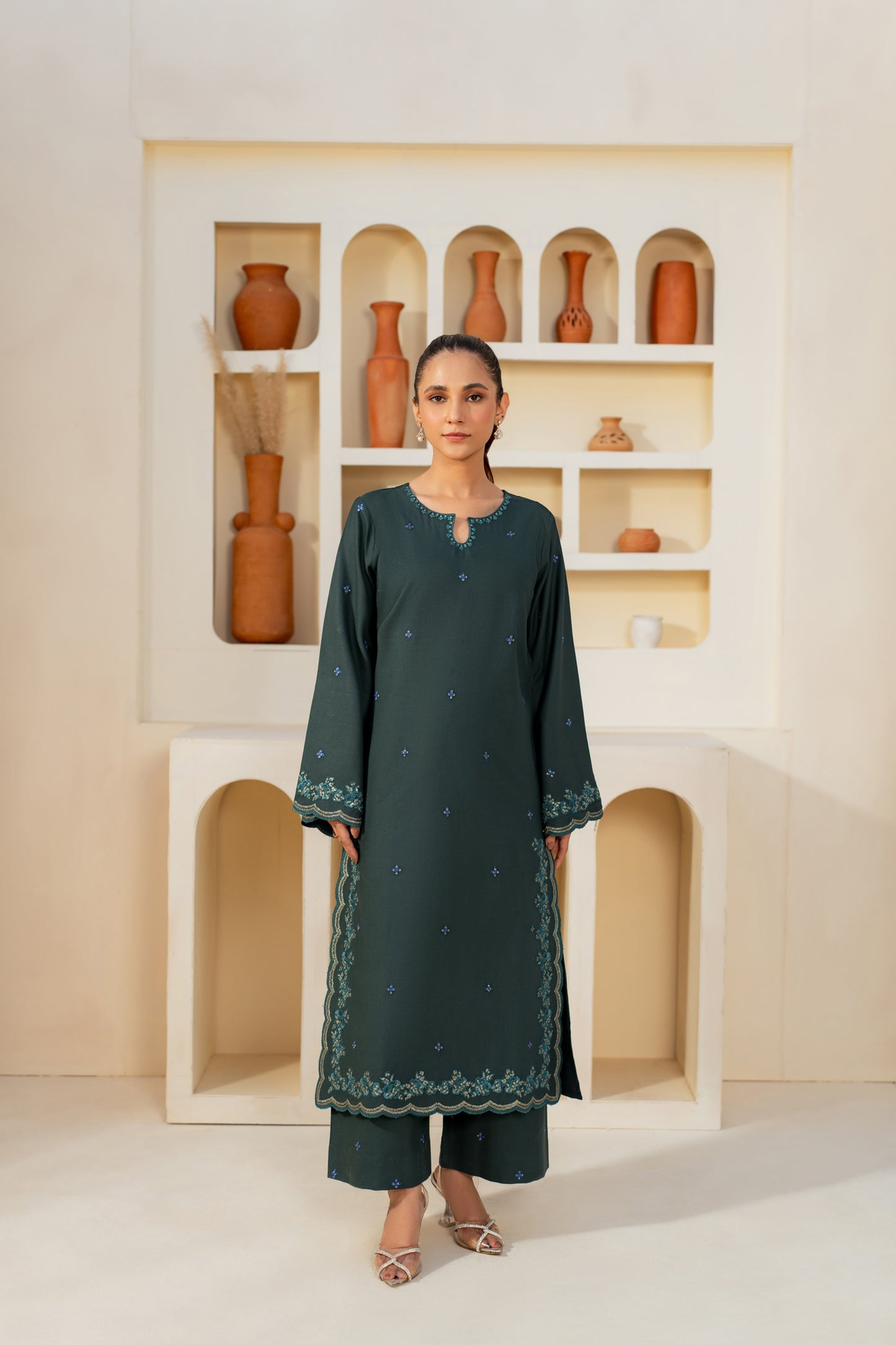 Zinnia Embroidered Suit 2pc