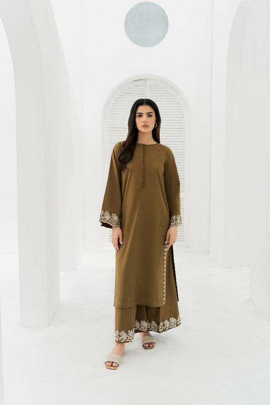 Nashwa Embroidered Suit - 2pc